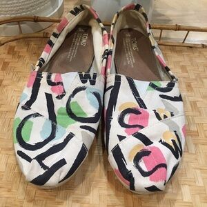 Pink green retro TOMS loafers size 9